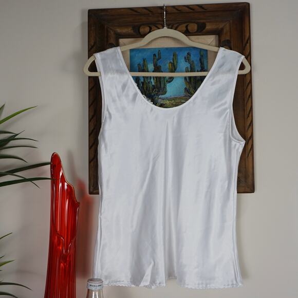 Vintage satin white lace slip tank top - Picture 4 of 5